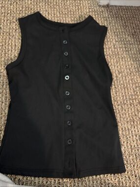 Black Sleeveless Button-Back Tank Top